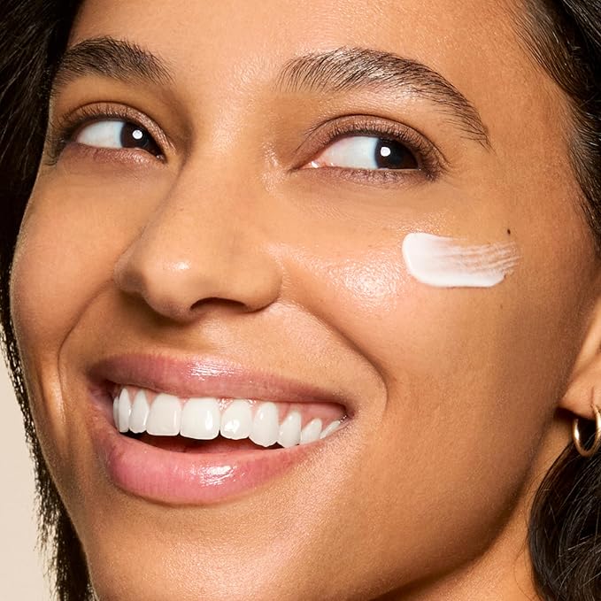 Honest Beauty Refill Pod for Full Size Hydrogel Cream | Lightweight, Moisturizing Water Cream | Gentle for Sensitive Skin, Fragrance Free, Vegan | 1.7 fl oz