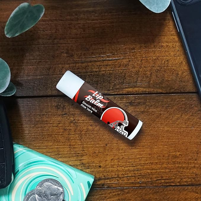 FANMATS 34638 Cleveland Browns Smooth Mint SPF 15 Lip Balm