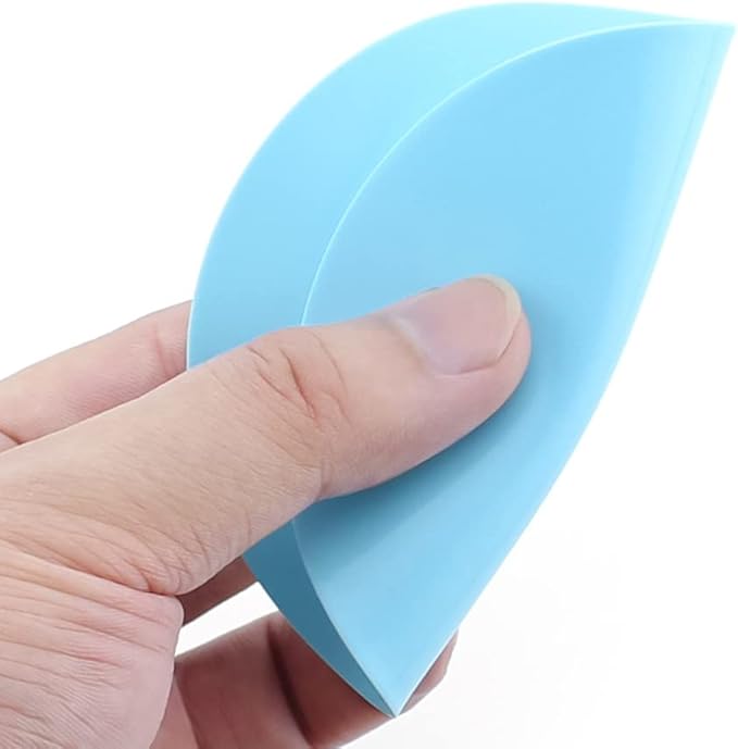 8 Sheets Silicone Round Shape Nail Art Painting Gel Palette Nail Polish Mixing Plate Foundation Lipstick Palette Cosmetic Palette Paint Drawing Color Dish Manicure Nail DIY Tool