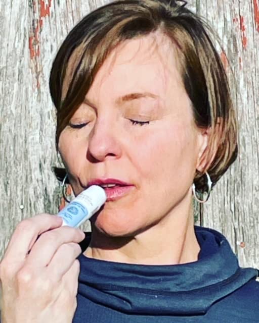 Lanolin Lip Balm Stick - Natural Unisex Lip Care With Shea Butter - Hydrates, Moisturizes, and Protects Lips, Great for Cold Sores and Fever Blisters - Long-Lasting Clear Lip Hydration.