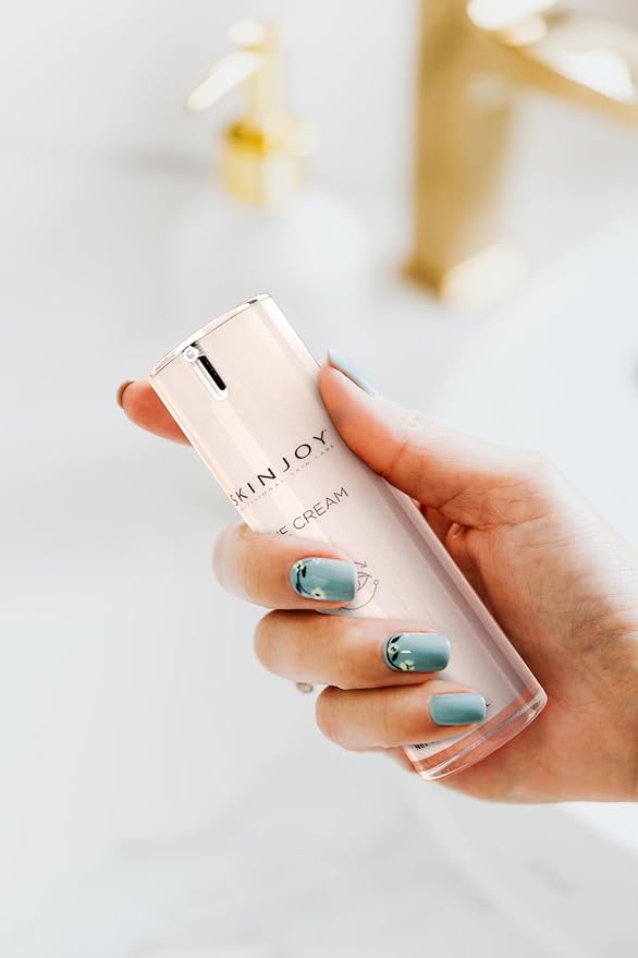 Eye Cream with Caffeine, Peptide, Vitamin B5, Skin Care Eye Cream for Dark Circles and Puffiness, Dark Circles Under Eye Treatment - 30 ml