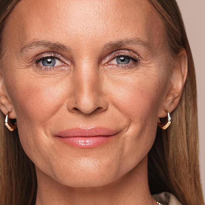 Jouer Crème Eyeshadow Crayon | Men & Women | Built-In Sharpener | Dermatologist Tested | Waterproof, Fast Drying & Crease Resistant Formula