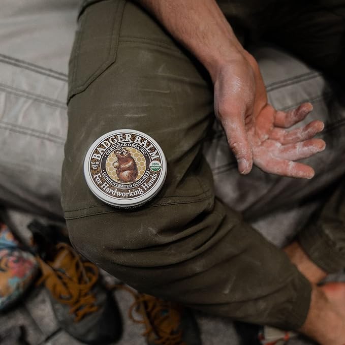 Badger - Unscented Dry Skin Balm, Sensitive Skin Balm, Moisturizing Balm for Dry Cracked Skin, Unscented Balm, Skin Moisturizer Balm, 2 oz