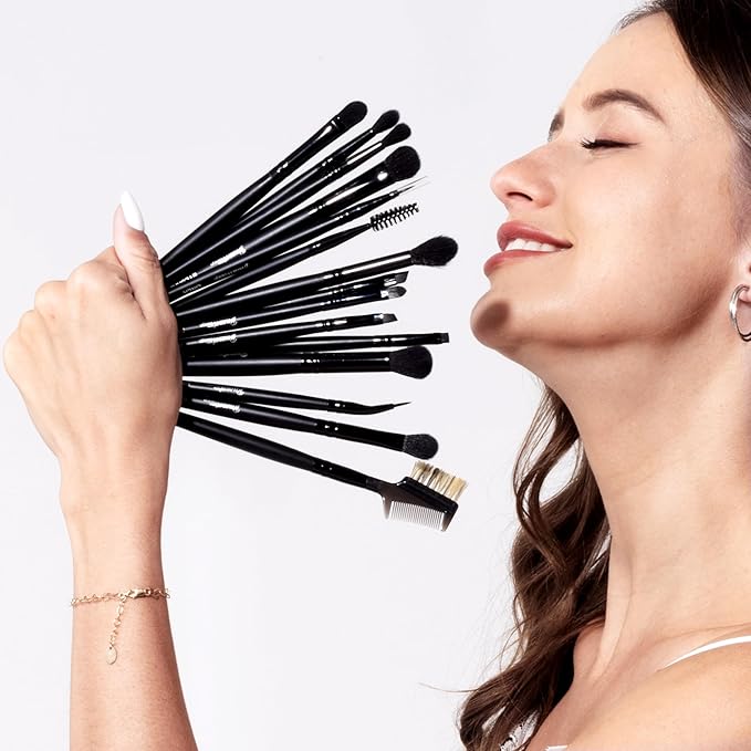 Bueart Design 15Pcs Professional Eyeshadow Brush Set For Eye makeup Blending,Brow grooming,Concealing,eyeshader, With premium ultra soft synthetic vegan Hair
