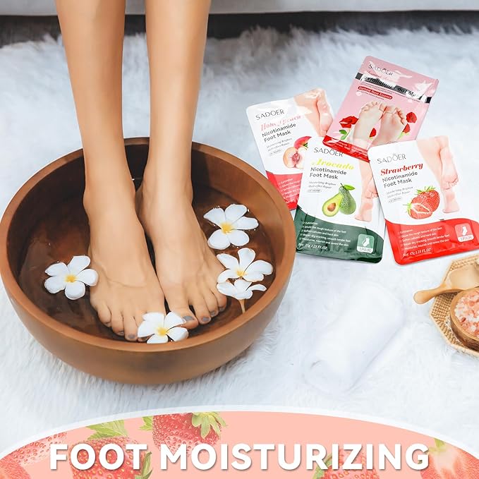 24 Pcs Fruits Beauty Facial Hand Foot Mask Cooling Eye Pads Set Spa Party Night Kit Beauty Skincare Hydrating Skin Cooling Eye Masks for Puffy Eyes Spa Stocking Stuffers Night Summer Party