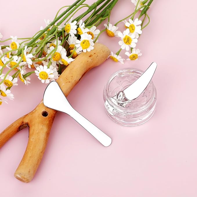 2Pcs Cosmetic Spatula Reusable Facial Massage Spatula Practical Mini Makeup Eye Cream Applicator Multi-functional Beauty Face Skincare Spoon for Mixing Sampling Lotions Moisturizers Accessories