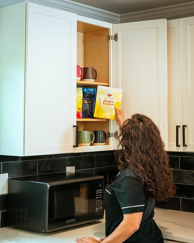 Ginger Lemon Tea, Loose Leaf Herbal Tea – Helps Reduce Nausea and Motion Sickness – Detox & Immunity Support – Drink Hot or Iced – 4 oz Resealable Bag (Makes 50 Cups) – The Elegant Elephant