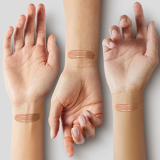 CoverGirl & Olay Simply Ageless 3-in-1 Liquid Foundation, Matte Finish, Hyaluronic & Vitamin C Formula, Warm Beige, 1 Count